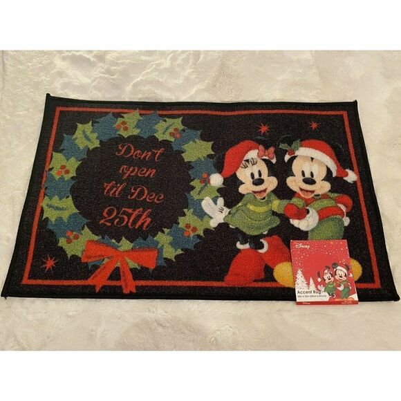 Disney Christmas Mickey Minnie Accent Rug 20X32” Don't Open Until Christmas NWT - Picture 1 of 7